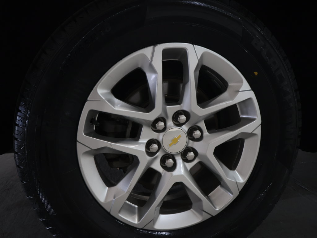 Used 2021 Chevrolet Traverse LT w/ LPO, Floor Liner Package AWD/4WD image 34