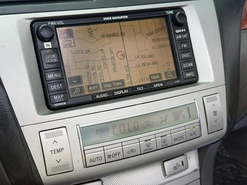 Used 2006 Toyota Solara SLE FWD image 12