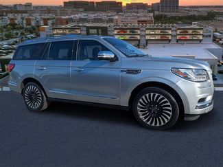 Used 2021 Lincoln Navigator Black Label w/ Cargo Convenience Package video 1