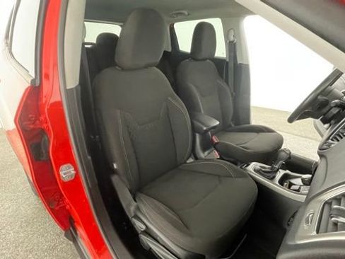 Used 2021 Jeep Compass Sport w/ Cold Weather Group image 46