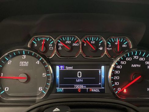 Used 2017 GMC Yukon SLT AWD/4WD image 15