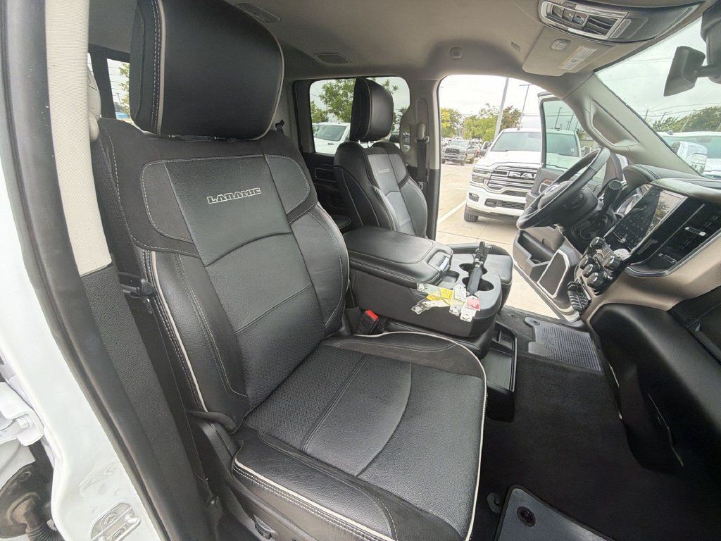 Used 2024 RAM 2500 Laramie w/ Safety Group AWD/4WD image 21
