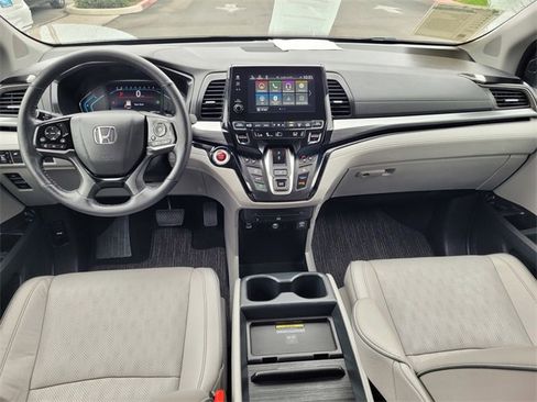Used 2023 Honda Odyssey Elite image 10