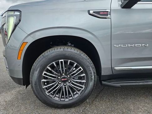 New 2026 GMC Yukon Elevation image 28