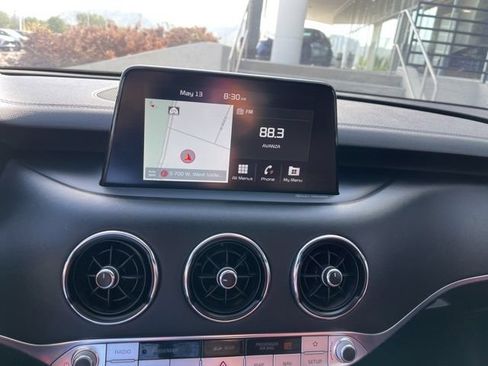 Used 2021 Kia Stinger GT2 AWD/4WD image 9