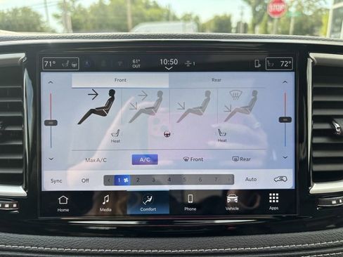 New 2026 Chrysler Pacifica Select image 21