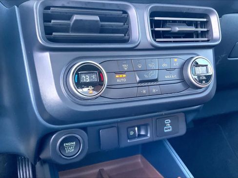 Certified 2022 Ford Maverick Lariat FWD image 32