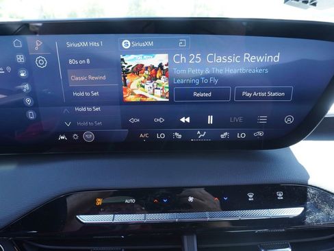 New 2026 Buick Enclave Preferred w/ Power Package FWD image 19