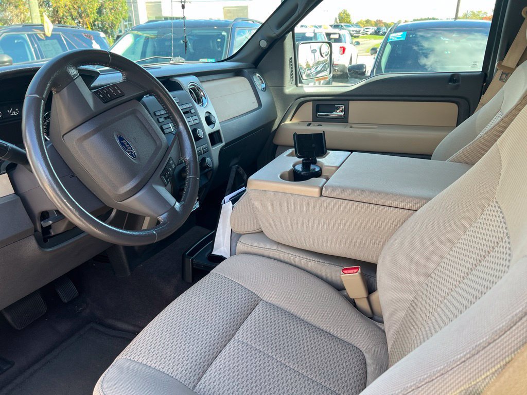 Used 2012 Ford F150 XLT w/ XLT Chrome Pkg AWD/4WD image 4
