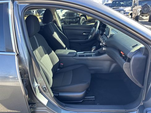 Used 2024 Nissan Sentra SV image 13