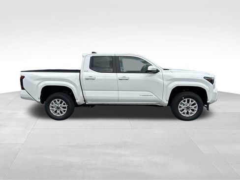 New 2025 Toyota Tacoma SR5 image 8