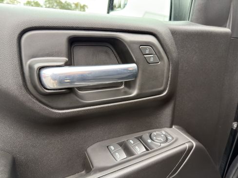 Used 2025 GMC Sierra 1500 Pro w/ Graphite Edition RWD image 28