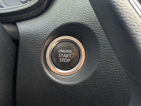 Used 2023 Toyota Corolla Cross LE FWD image 28