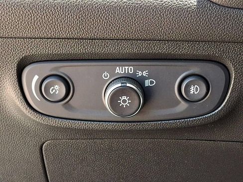 Used 2020 Buick Encore GX Select w/ Experience Buick Package AWD/4WD image 27