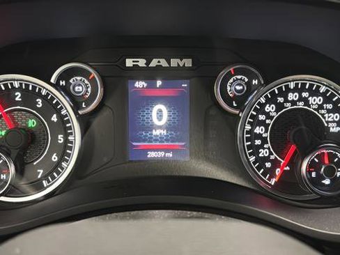 Used 2024 RAM 2500 Big Horn w/ Sport Appearance Package AWD/4WD image 16