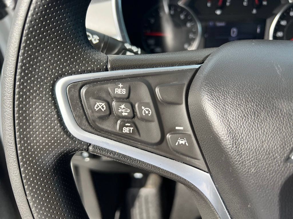 Used 2022 Chevrolet Equinox LS w/ LS Convenience Package FWD image 37