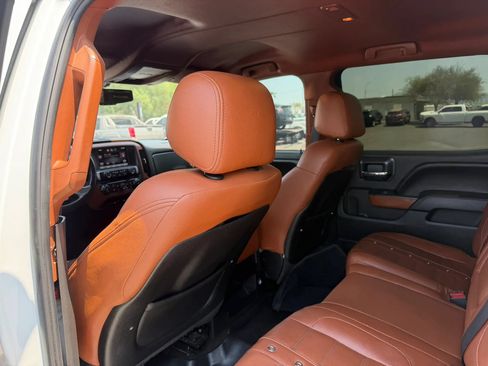 Used 2015 GMC Sierra 1500 SLE w/ SLE Value Package RWD image 25