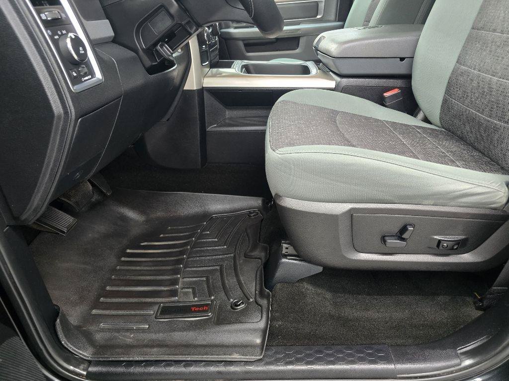 Used 2016 RAM 1500 Lone Star RWD image 12