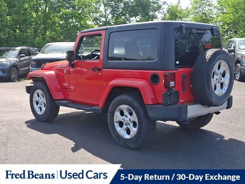 Used 2013 Jeep Wrangler Sahara AWD/4WD image 7
