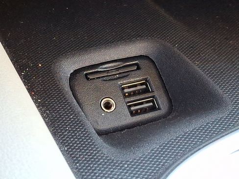 Used 2020 Buick Enclave Essence w/ Sound and Sites Package image 25