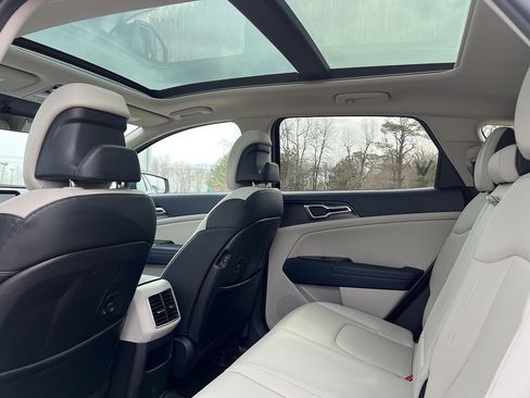 Used 2023 Kia Sportage EX w/ EX Premium Package AWD/4WD image 28