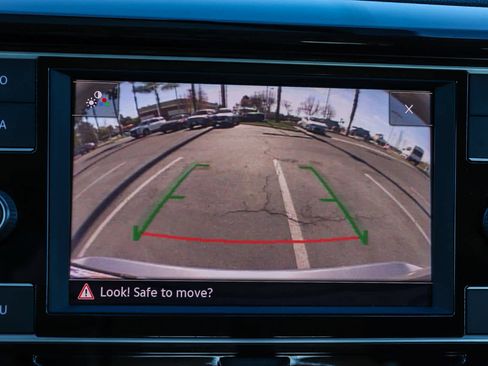 Used 2022 Volkswagen Taos S image 20