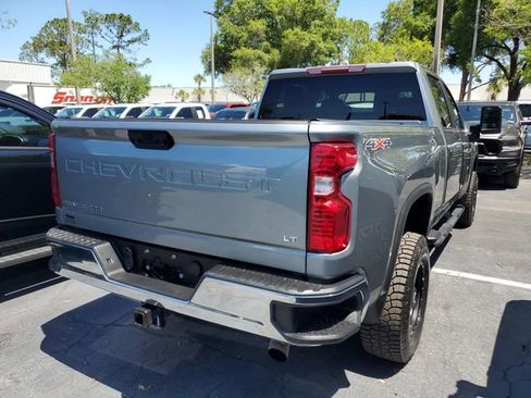 Used 2024 Chevrolet Silverado 2500 LT AWD/4WD image 4
