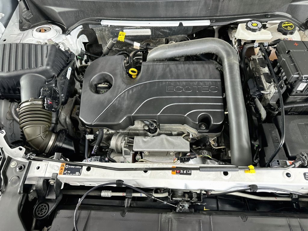 Used 2024 GMC Terrain SLE FWD image 36