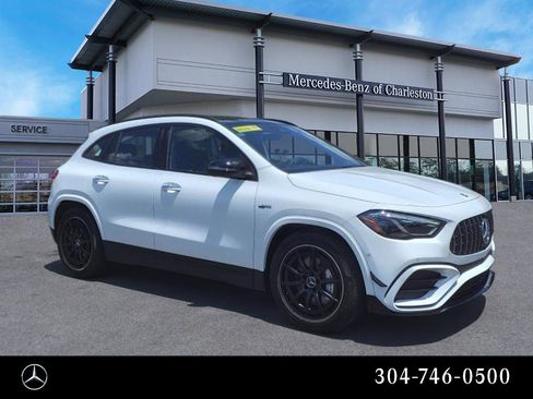 New 2025 Mercedes-Benz GLA 35 AMG 4MATIC image 1