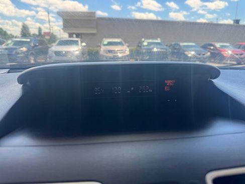 Used 2015 Subaru Impreza 2.0i Premium AWD/4WD image 12
