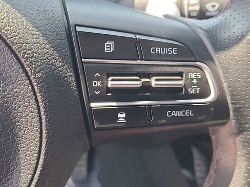 Used 2018 Kia Stinger GT2 AWD/4WD image 23