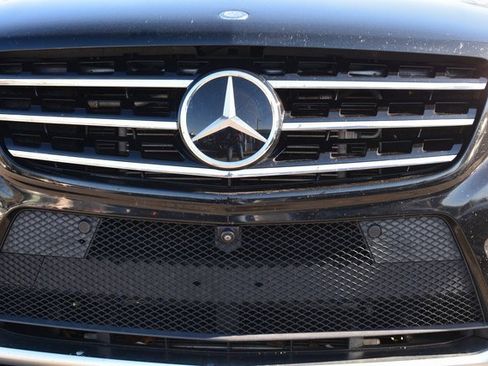 Used 2015 Mercedes-Benz ML 63 AMG 4MATIC image 11