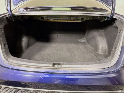 Used 2020 Toyota Corolla SE image 35