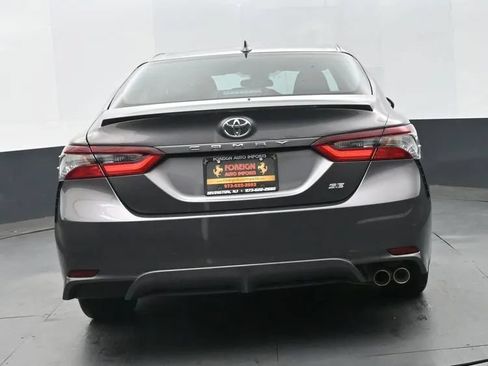 Used 2023 Toyota Camry SE FWD image 8