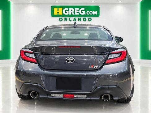Used 2023 Toyota GR86 RWD image 8