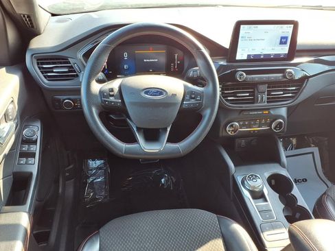 Used 2024 Ford Escape ST-Line FWD image 9