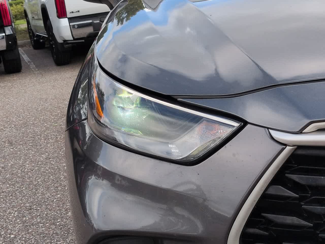 Used 2023 Toyota Highlander LE FWD image 10
