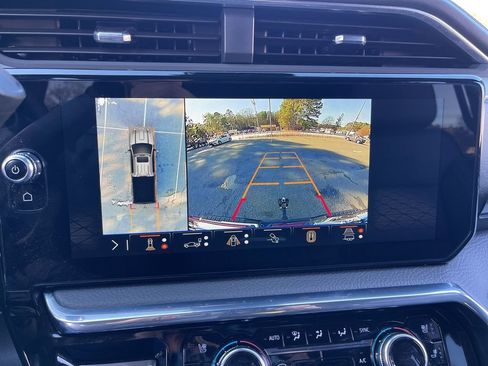 Used 2025 GMC Sierra 3500 Denali w/ Denali Reserve Package image 12