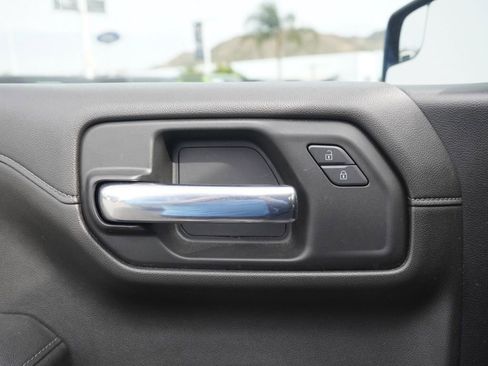 Used 2022 Chevrolet Silverado 1500 RST w/ Z71 Off-Road Package image 11