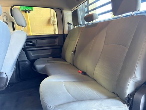 Used 2018 RAM 3500 Tradesman w/ Chrome Appearance Group AWD/4WD image 26