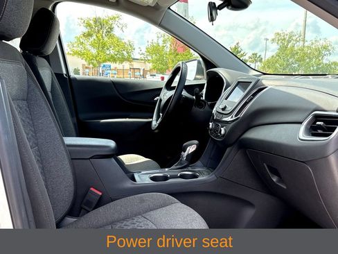 Used 2024 Chevrolet Equinox LT FWD image 11