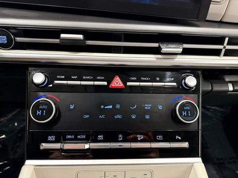 Used 2025 Hyundai Santa Fe SEL image 41