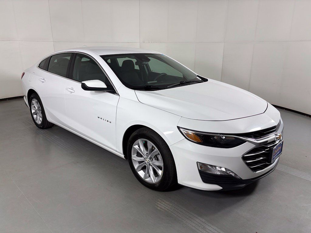 Certified 2024 Chevrolet Malibu LT FWD image 4