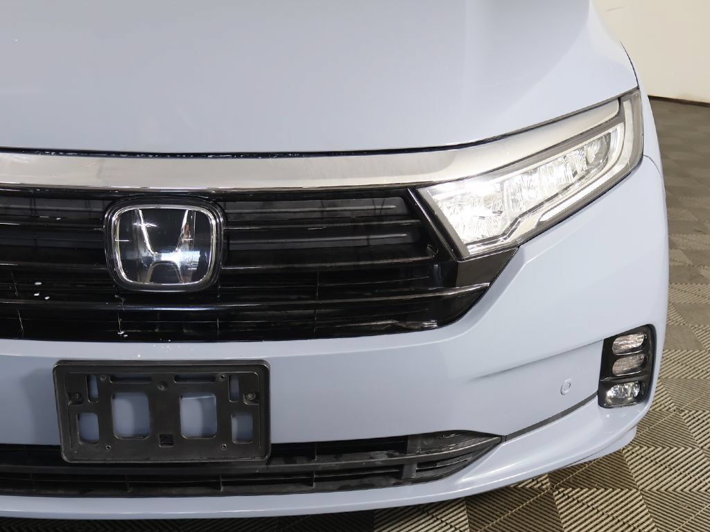 Used 2023 Honda Odyssey Touring image 17