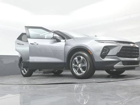Used 2023 Chevrolet Blazer LT w/ Convenience Package AWD/4WD image 31