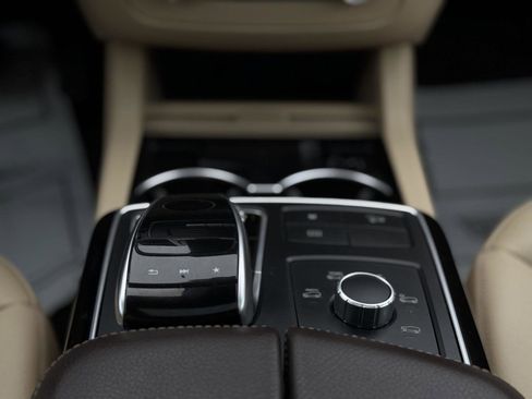 Used 2018 Mercedes-Benz GLE 350 4MATIC image 20