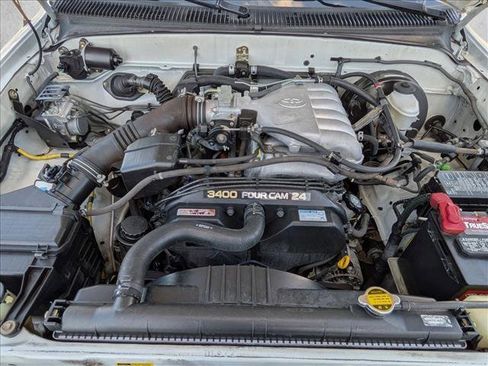 Used 2004 Toyota Tacoma PreRunner image 22