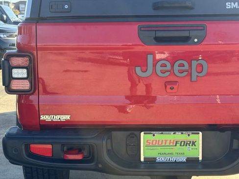 Used 2020 Jeep Gladiator Rubicon image 6