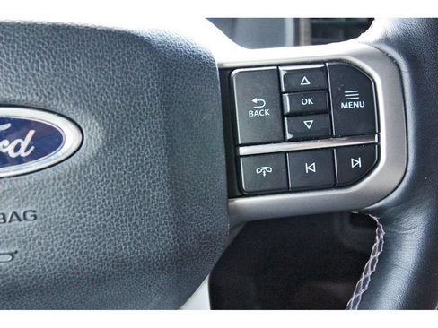 Used 2024 Ford Expedition Limited AWD/4WD image 19