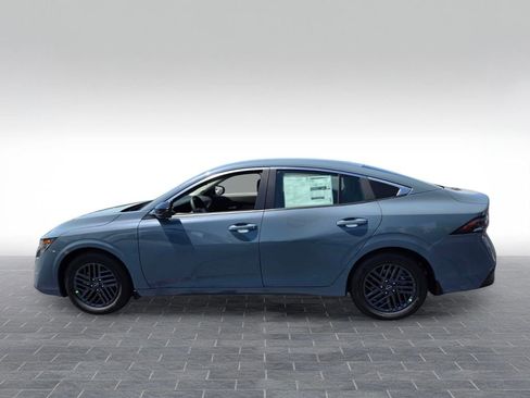 New 2026 Nissan Sentra SV w/ Floor Mat Package FWD image 3